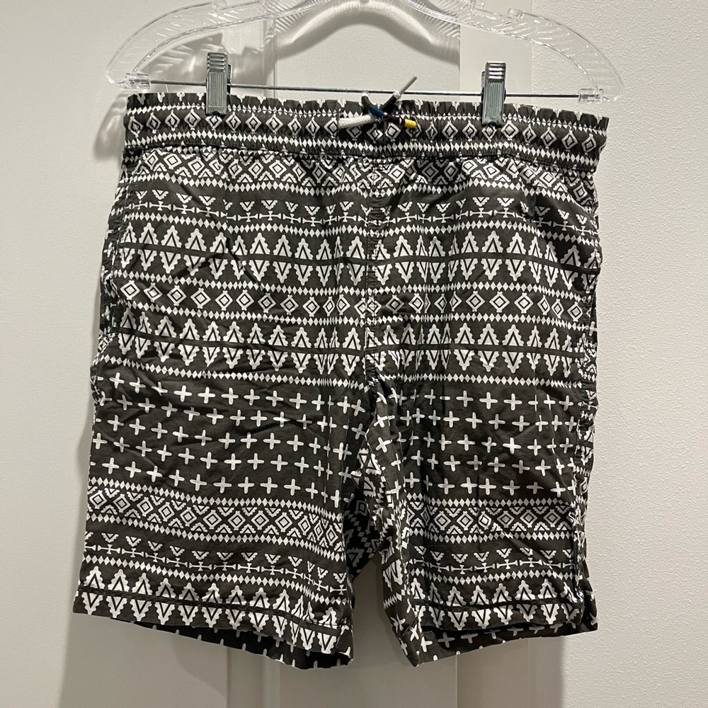 Men’s medium Zipcode shorts- excellent condition